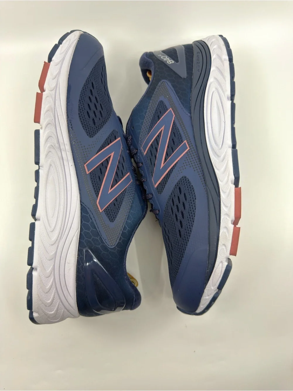 New Balance 840v4 in a natural indigo color with distinct rose gold SZ 12